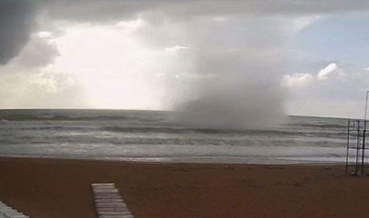 Antalya'da hortum paniği