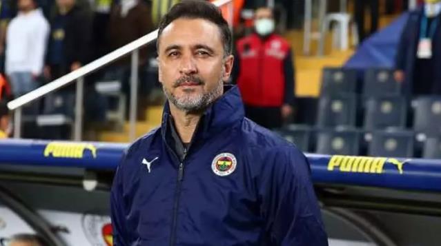 Fenerbahçe, teknik direktör Vitor Pereira'nın sözleşmesini feshetti