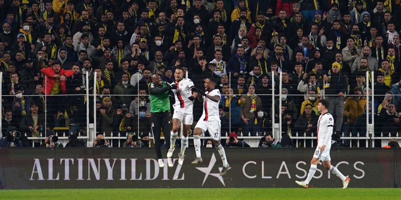 Beşiktaş'ta Josef de Souza'ya sözleşme jesti