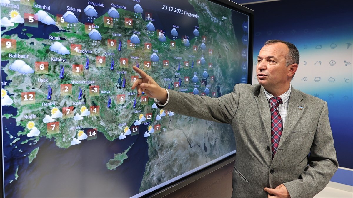 Kar Yağışı Cuma Günü Yurdu Terk Ediyor