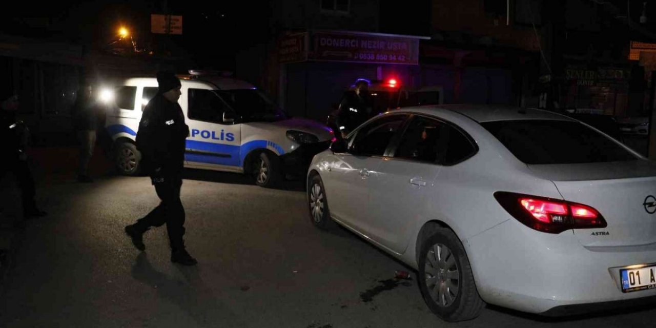 Adana’da babasının aracını çalan genç, kısa sürede yakalandı