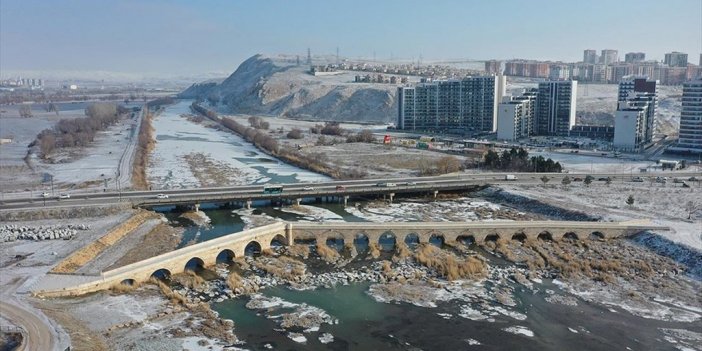 Sivas Sıfırın Altında 29,7 Dereceyle Türkiye'nin En Soğuk İli Oldu