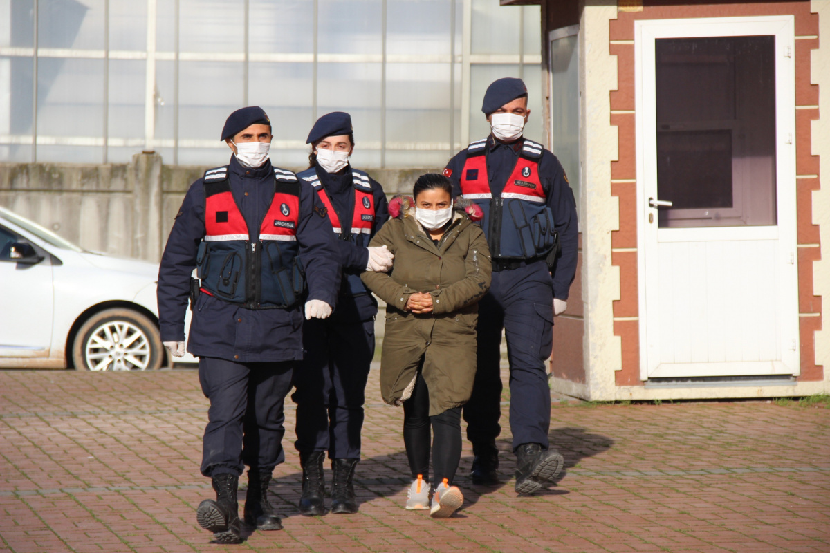 PKK'nın sözde kadın komutanı sınır dışı edilecek