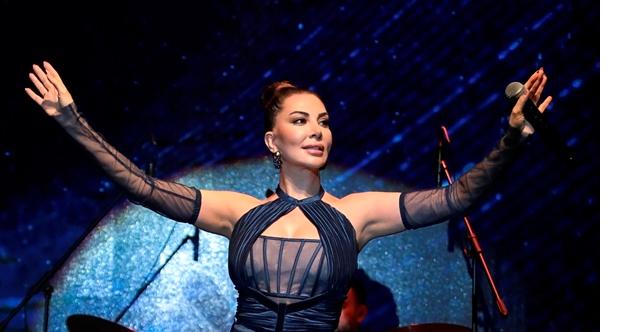 Ödülleri için daire yaptıran Ebru Yaşar: Villaya geçeceğiz