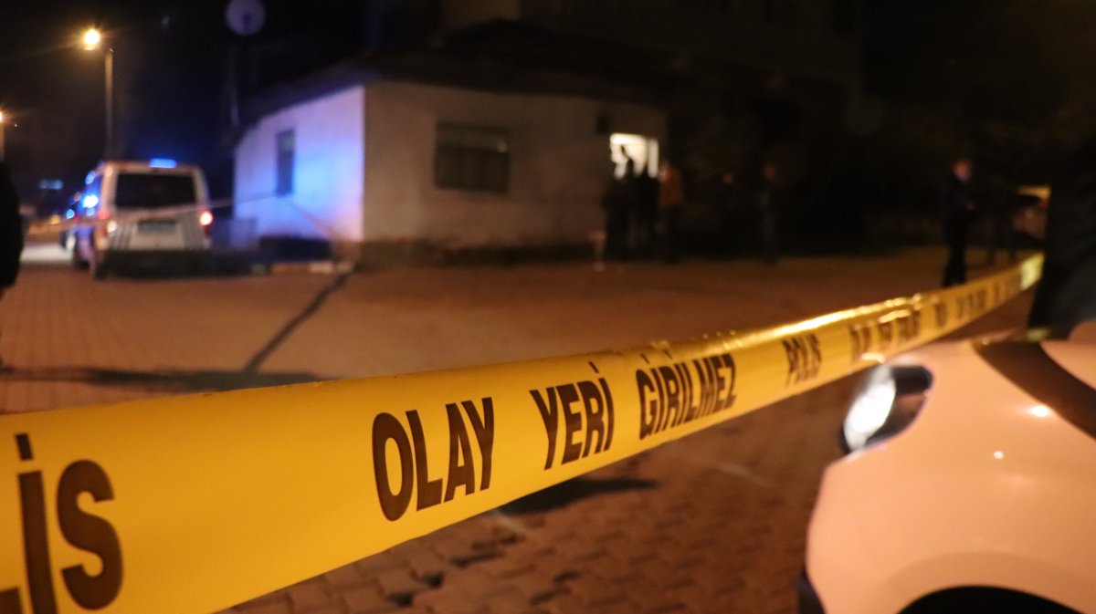 Denizli'deki adamın eşi dönsün diye başına dayadığı silah boş çıktı