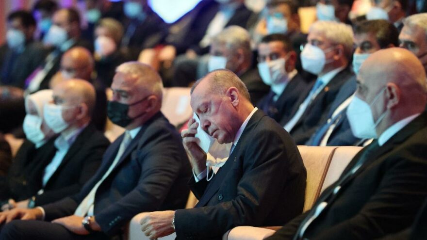 Erdoğan: O benim de içinde bulunduğum kuşağın mürşidiydi