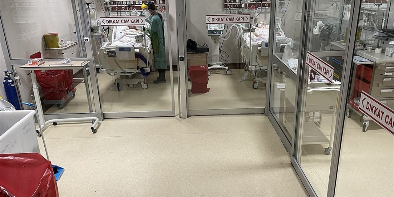 Türkiye'de Omicron Varyantı Görülen İller Açıklandı