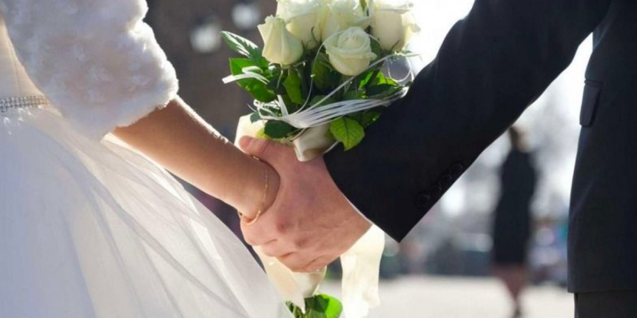 İstanbul'da düğün gecesi eşinden dayak yiyen damat boşanma davası açtı