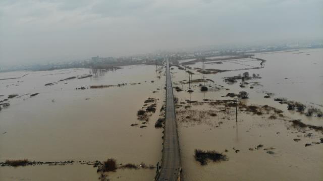 Marmara'nın tahıl ambarı boğuluyor! Ergene nehri taştı, araziler suyla doldu
