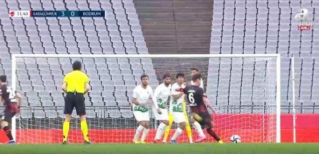 Sahadakiler de feleğini şaşırdı! Yılların deneyimli ismi Biglia'dan gençlere derslik gol