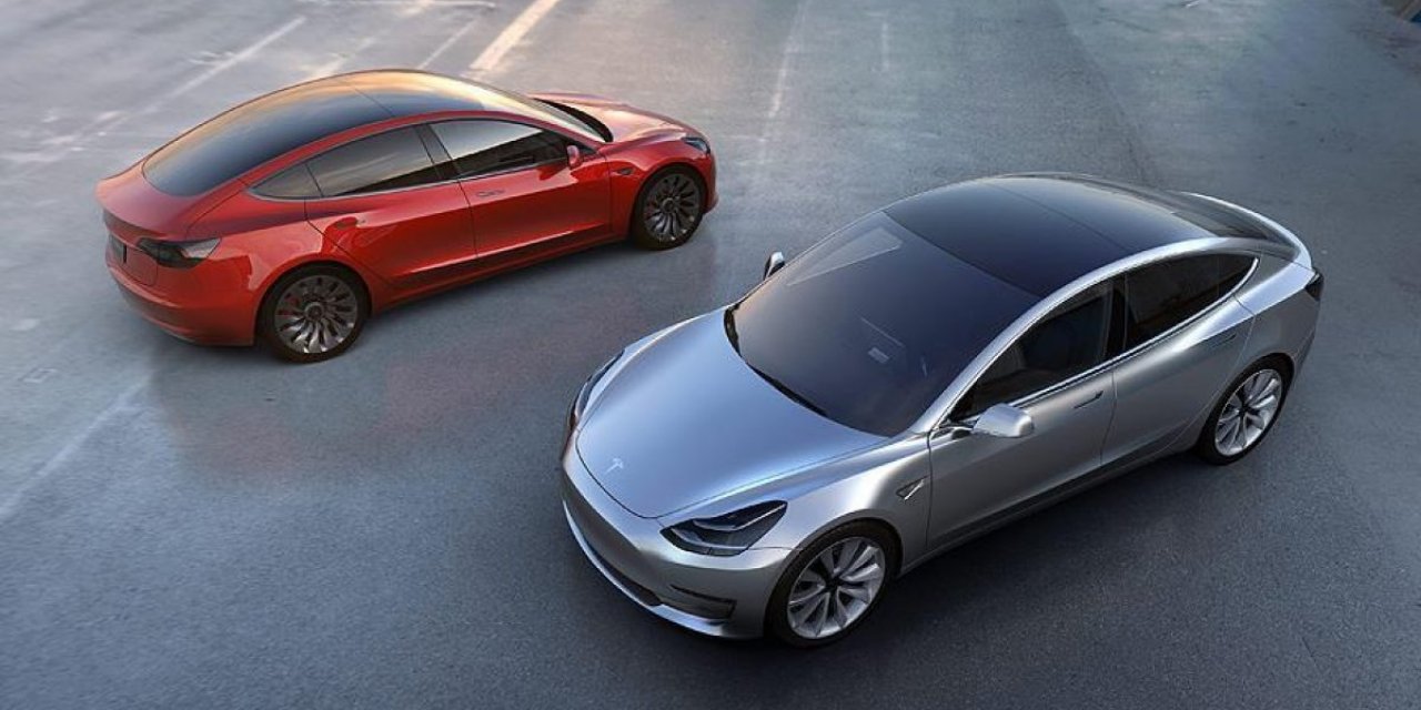 Tesla 475 elektrikli otomobili geri çağırdı