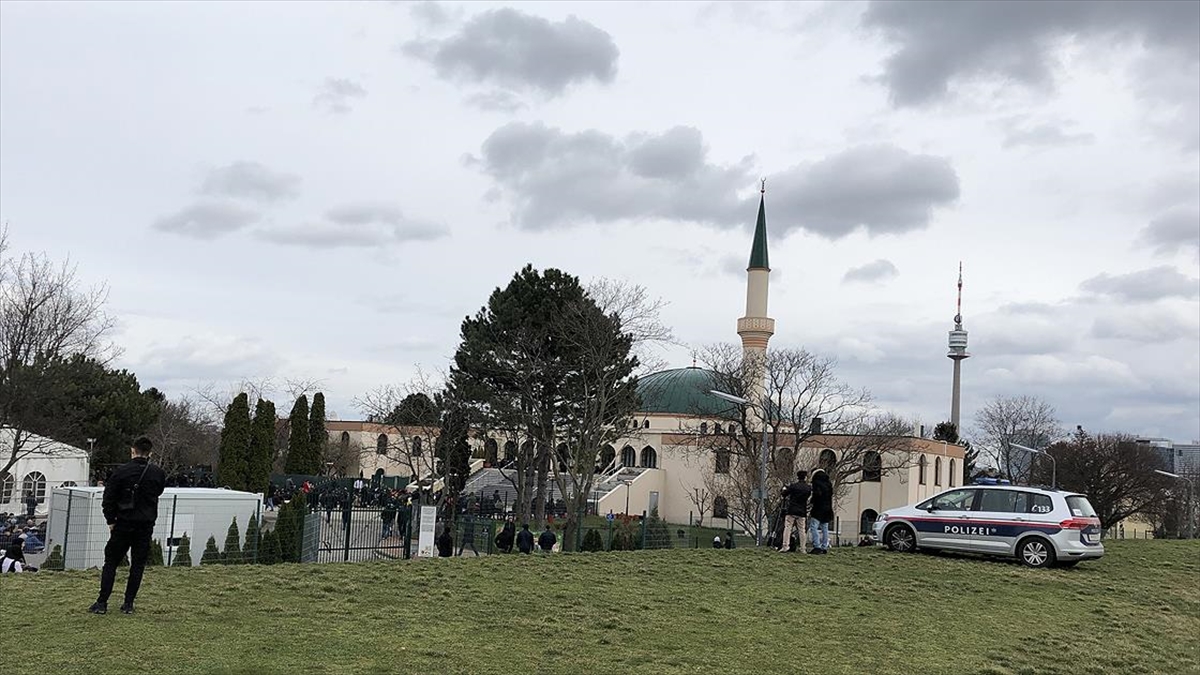 Avrupa’da İslam Karşıtlığı Müslümanlara Yönelik Şiddet Eylemlerine Dönüştü