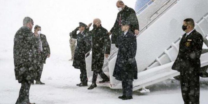 Biden'ın zor anları! Kar fırtınası uçakta mahsur bıraktı