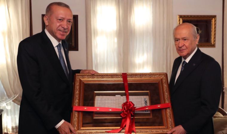 Ankara'da kritik görüşme: Erdoğan ve Bahçeli buluştu