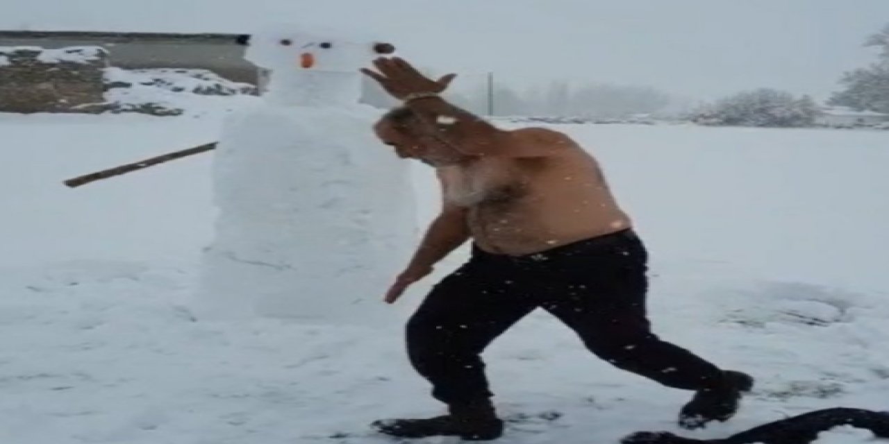 Sivaslı yiğido kardan adamla güreşti