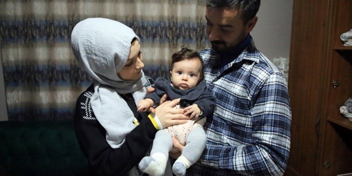 'yaşama Şansı Yok' Denilen Bebek Anne Karnındaki Operasyonla Hayata Tutundu