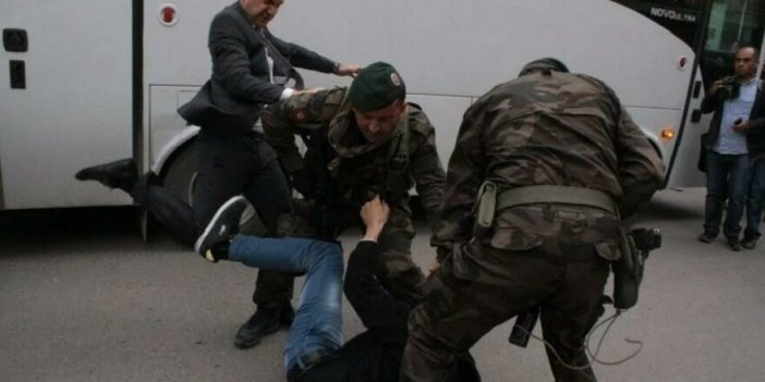 Madenciye Tekmeye Ödül Atamasına Tepkiler Çığ Gibi