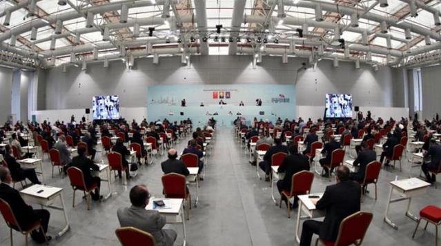 İBB Meclisi'nde Sevtap Ayman tartışması: İstifa mı etti, ettirildi mi?