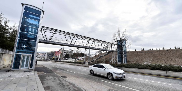 Başkent Yürüyen Merdivenli ve Asansörlü Yeni Yaya Üst Geçitlerine Kavuşuyor
