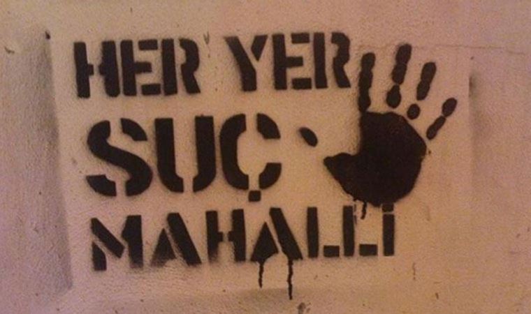 Eski eşini yanıcı madde dökerek yaktı