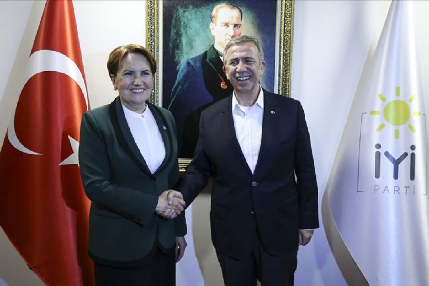 Meral Akşener ve Mansur Yavaş bir araya gelecek!