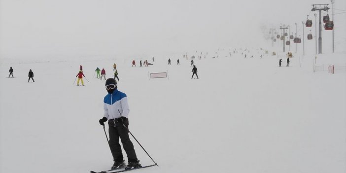 Erciyes'e Yarıyıl Tatilinde Yarım Milyona Yakın Ziyaretçi Bekleniyor