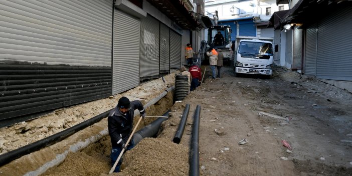 Orient ve Grand Bazaar'da Hummalı Çalışma