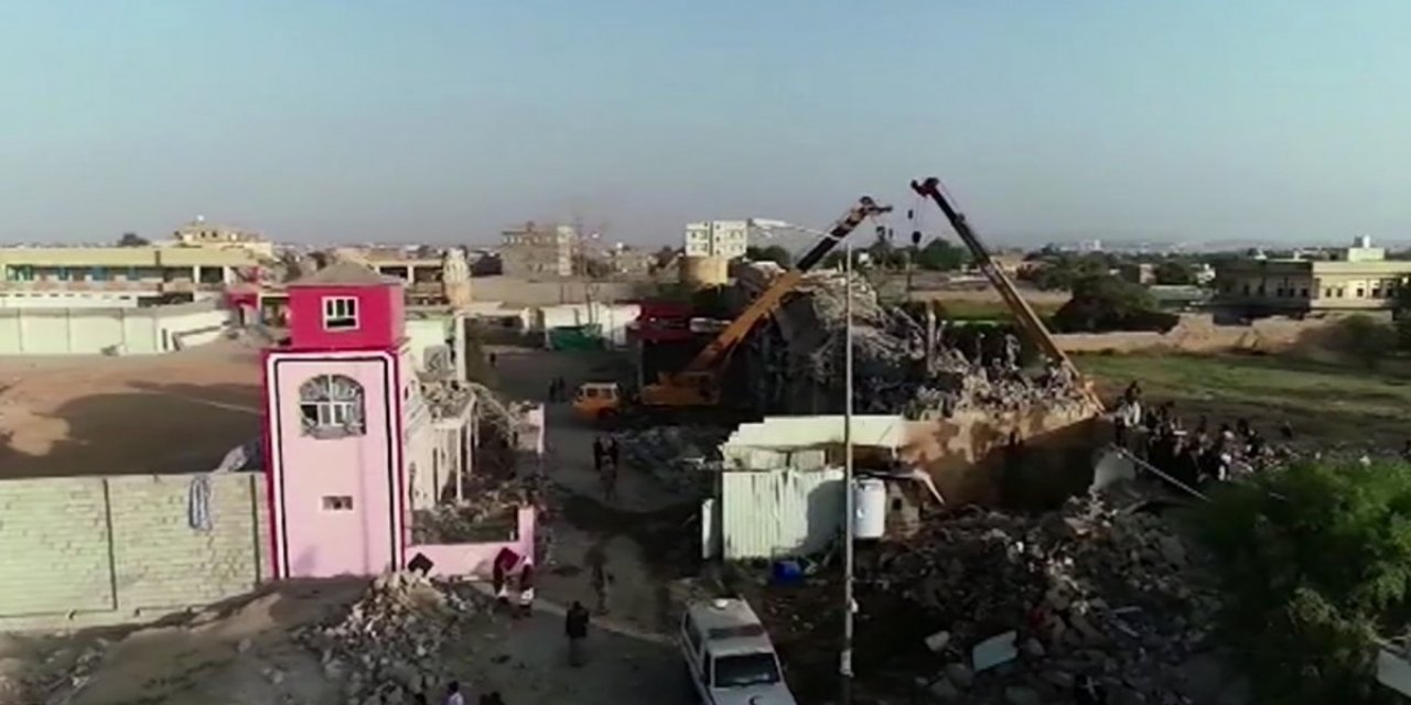 Yemen’de gözaltı merkezine hava saldırısı: 70 ölü