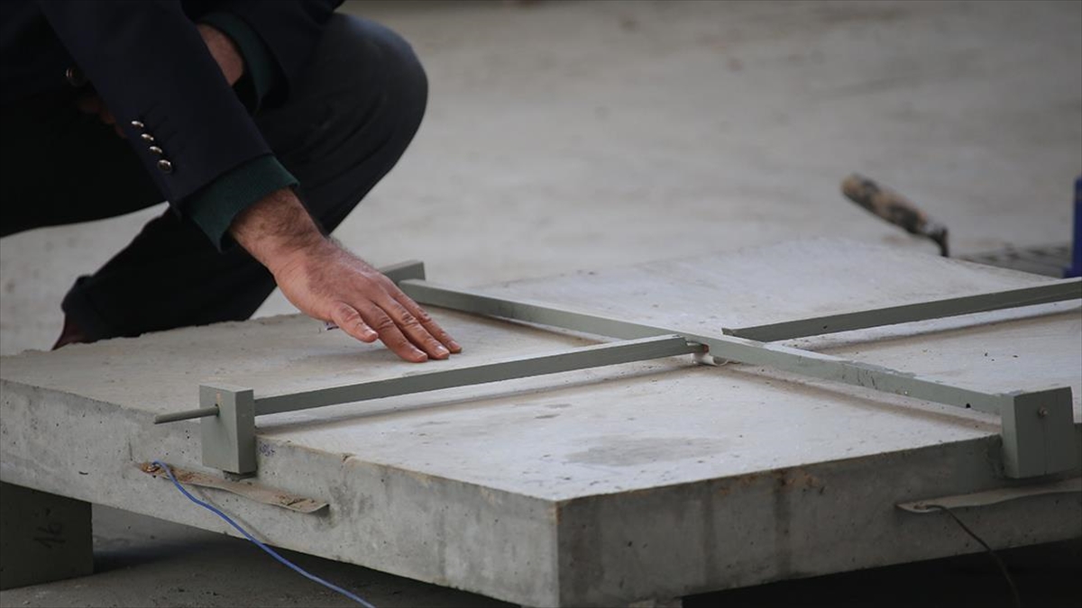 Ulaşımdaki Buzlanma 'Isınabilen Beton Plak' İle Çözülecek