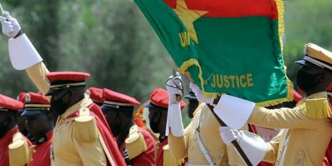 Burkina Faso Cumhurbaşkanı Kabore'nin Konutunun Etrafında Silah Sesleri Duyuldu