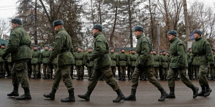 Rusya-Ukrayna gerilimi: İngiltere de diplomatları ülkeden çıkarıyor