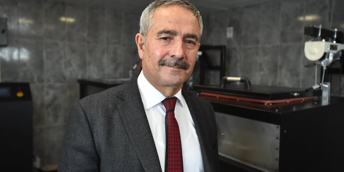 TÜRKİYE’DE BİR İLK: ANKARA BÜYÜKŞEHİR SOKAK HAYVANLARI İÇİN MAMA ÜRETİMİNE BAŞLADI