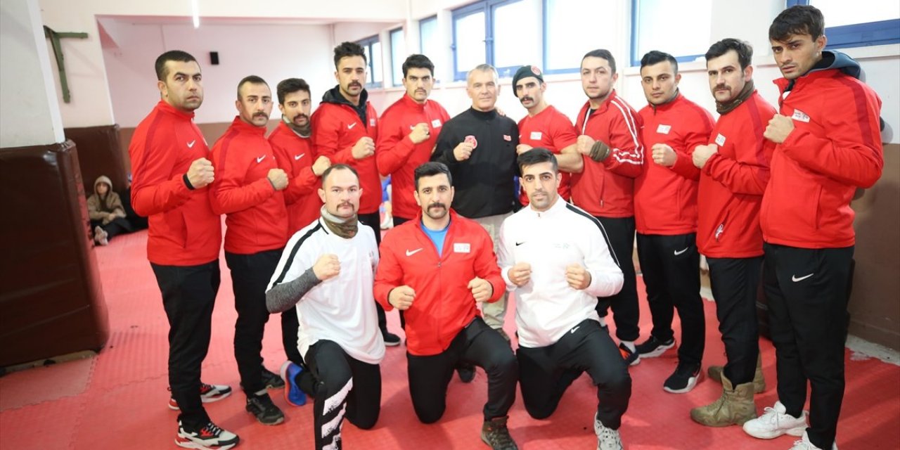 PÖH'lerden kurulu kick boks takımı, başarılarıyla göz doldurdu