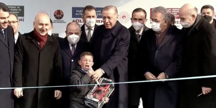 Erdoğan'ın mikrofon uzattığı çocuk: Hain Bay Kemal