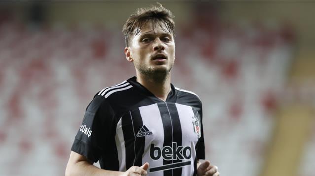 Beşiktaş, Ljajic'i sonunda transfer ediyor! Yıldız futbolcu, Süper Lig'de kaldı