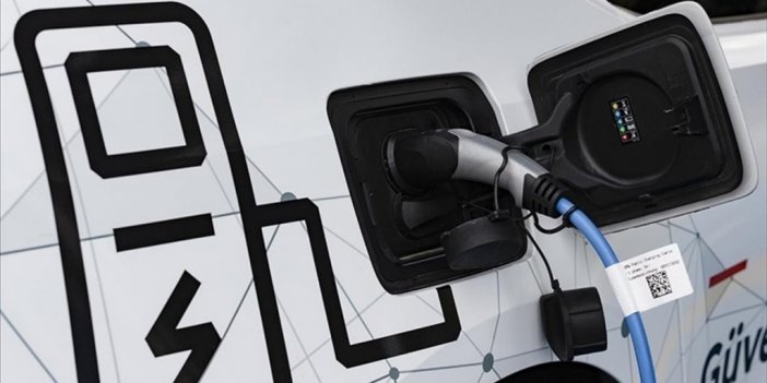 Avrupa'da 2021'de Satılan 3 Otomobilden 1'i Hibrit Veya Elektrikli Oldu