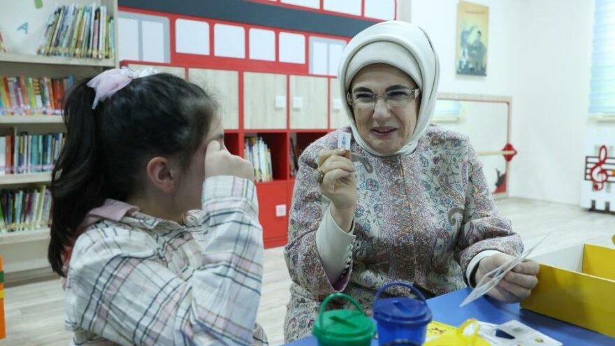 Emine Erdoğan, Bebek Kütüphanesi’nin açılışını yaptı