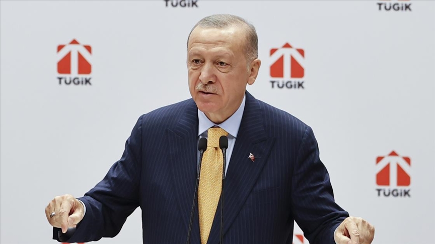 Cumhurbaşkanı Erdoğan: Dün gece 3 ayrı noktada hedefleri bombaladık, kaçacak delik bile bulamadılar