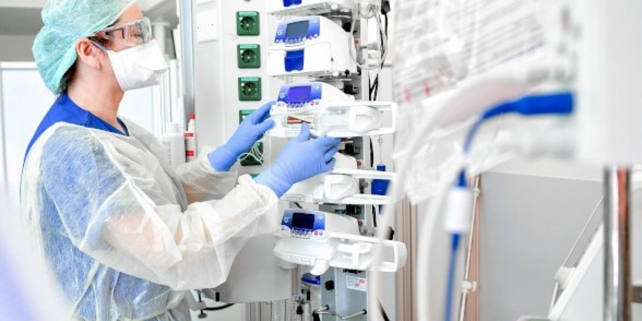 ABD'de Kovid-19'dan can kaybı 891 bine yaklaştı