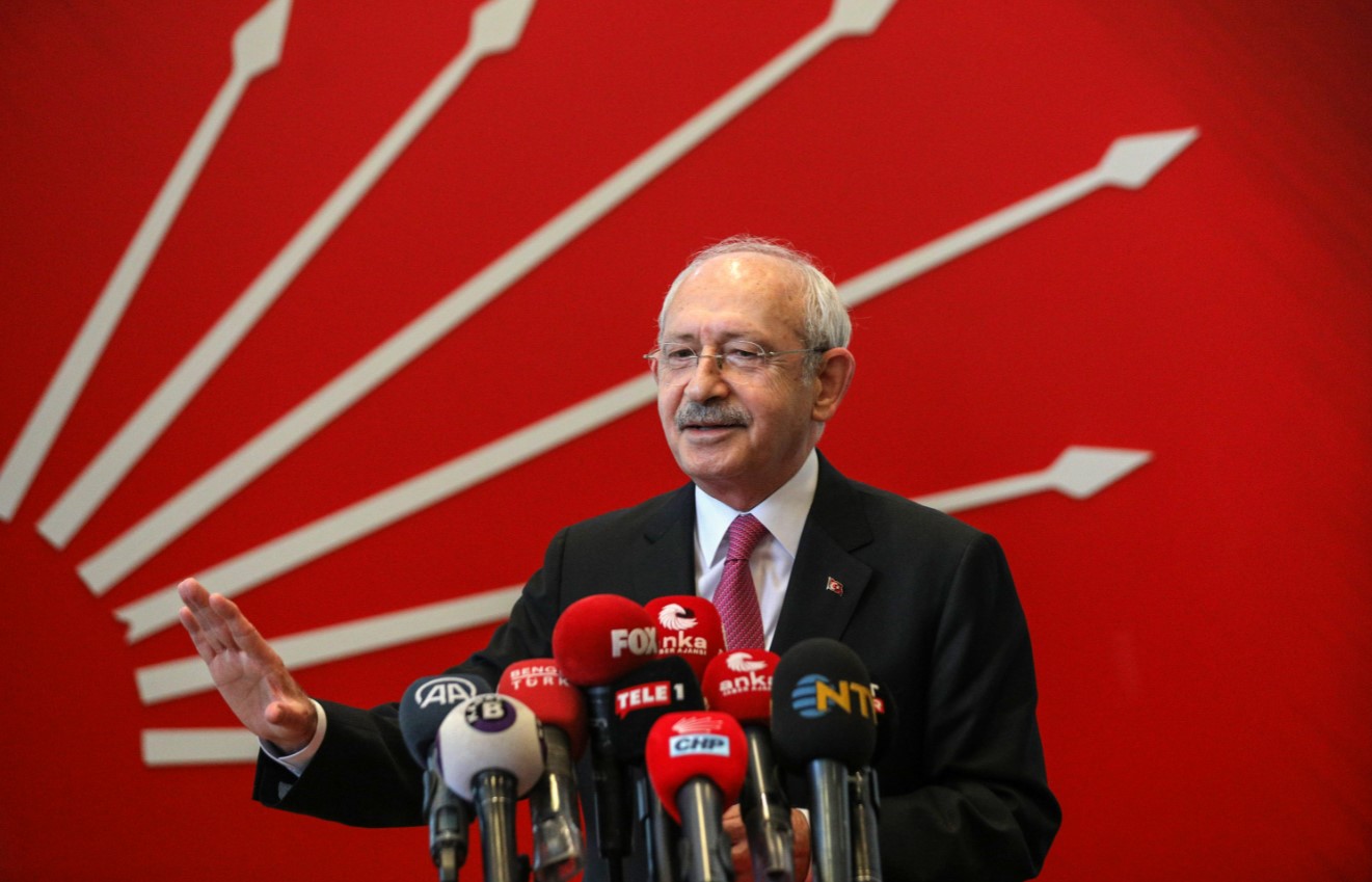 KILIÇDAROĞLU: “ÜLKEDE DEMOKRASİNİN OLMADIĞINI BİZ BİLİYORUZ AMA ERDOĞAN BÜTÜN DÜNYAYA İLAN ETTİ”