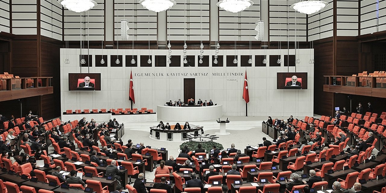 Öğretmenlik Meslek Kanunu Teklifi'nin Birinci Bölümü Tbmm'de Kabul Edildi