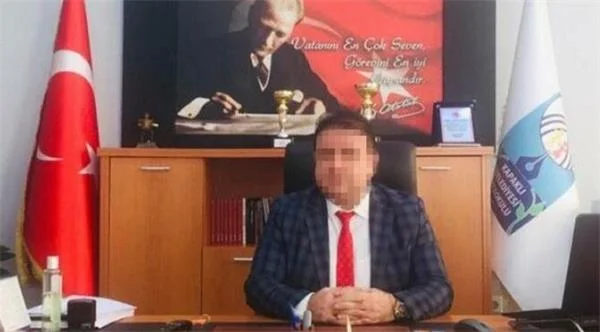 Okulun A4 kağıtlarını satan müdür açığa alındı