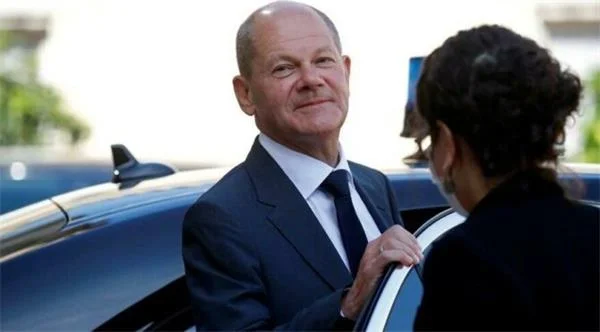 Johnson ve Scholz, Ukrayna-Rusya krizini görüştü