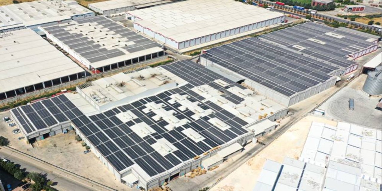 Kahramanmaraş'ta Fabrika Çatısına Güneş Santrali Kuruldu