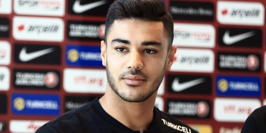 A Milli Futbol Takımı'nda Ozan Kabak Aday Kadrodan Çıkarıldı
