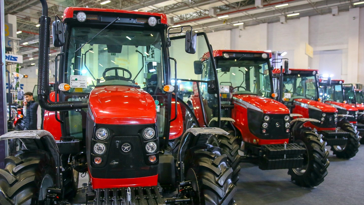 Traktör Sektörü Tedarik Krizine Rağmen 2021'i Rekorla Kapattı