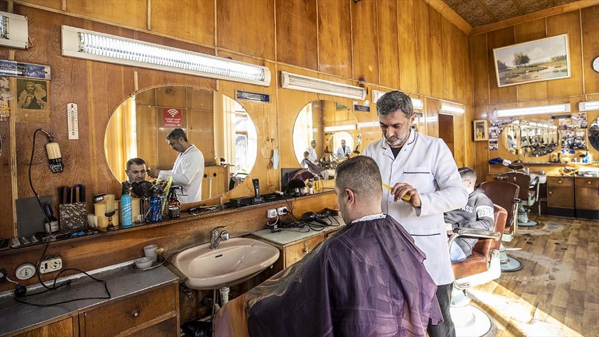 Ermenistan'ın Sınır Kenti Gümrü'de Esnaf Türkiye Sınırının Açılmasını Bekliyor