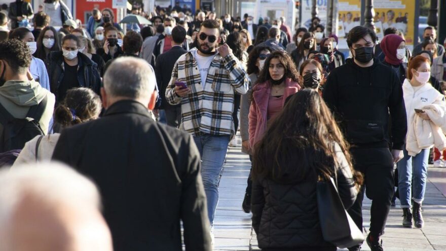 Bakan Koca güncel corona verilerini açıkladı! İşte vaka ve vefatta son durum