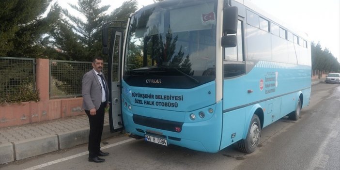 Şehitlerin İsmini Halk Otobüsünde Yaşatıyor