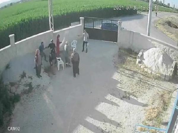 7 kişinin kurşunlandığı Dedeoğulları davasında 'reddihakim' talebi reddedilince aile üyeleri salonu terk ettiler